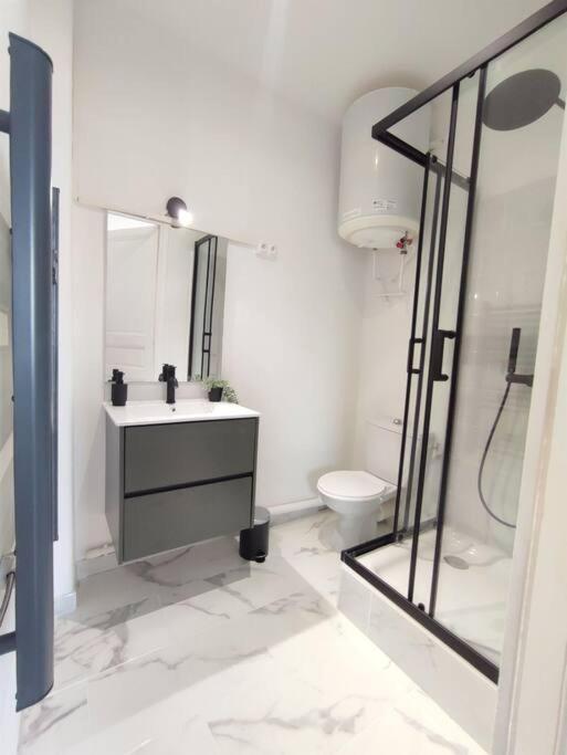 Le St Just : Hypercentre, Vue Imprenable Sur La Cathedrale Apartment Narbonne Exterior photo